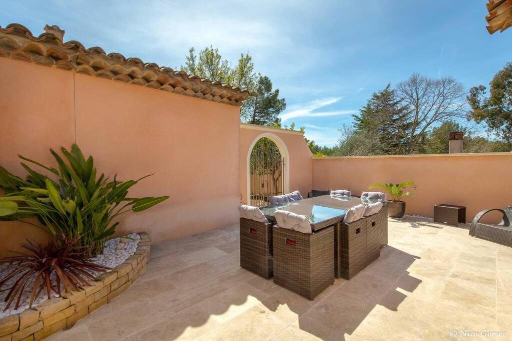 Roquebrune-Sur-Argens, Villa 2 Pieces, 4 Personnes מראה חיצוני תמונה